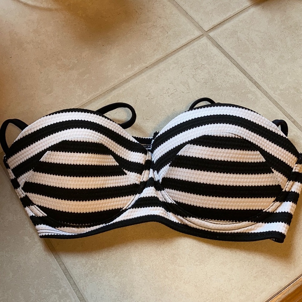 Bathing suit top